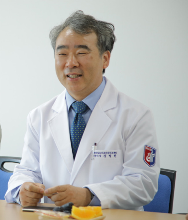 센터장 강형원 센터장 강형원